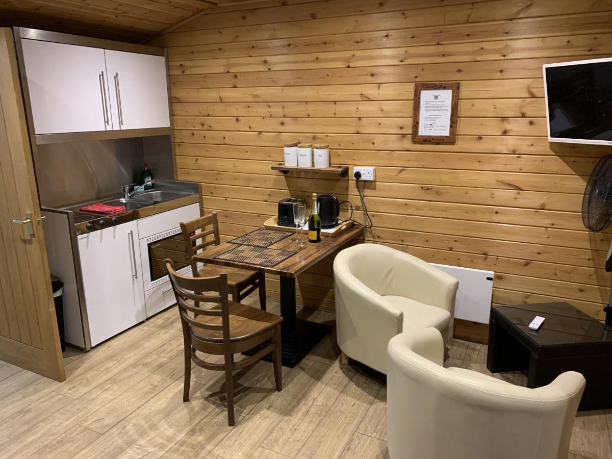 Southernwood - Garden Lodge 8 Дидкот Экстерьер фото